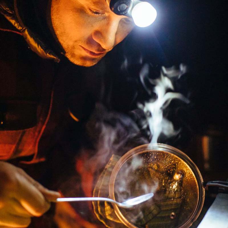 BLACKBURN | Luz Delantera Outpost Bike&Camp 400 Lúmenes