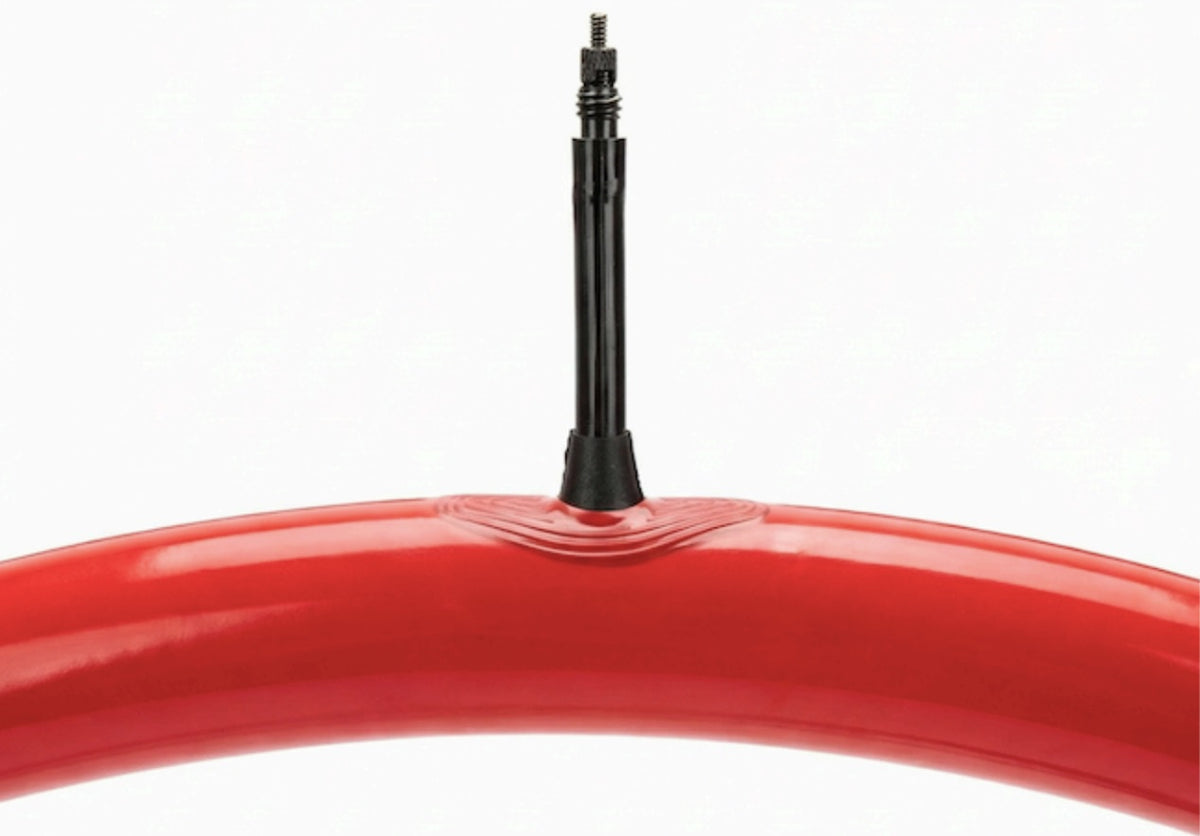 BLUM | Cámara Flytube Gravel Wide 700x44-52c 42mm valve tube 62g