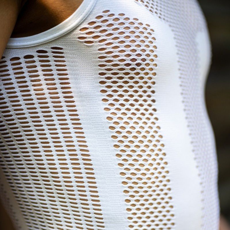 BIOTEX | Camiseta Interior PIUMA sin costuras, confeccionada en malla elástica -blanco XS-S
