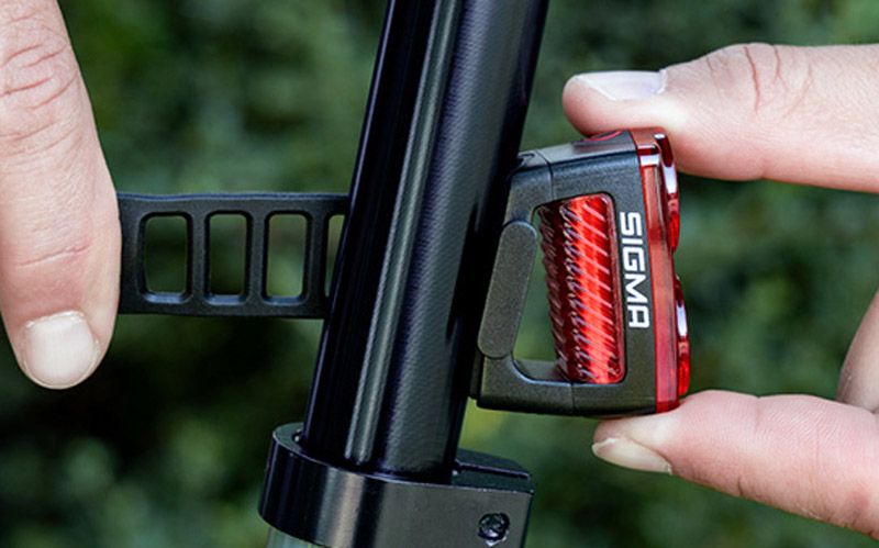 SIGMA | Luz Trasera BUSTER RL 150 Lúmenes