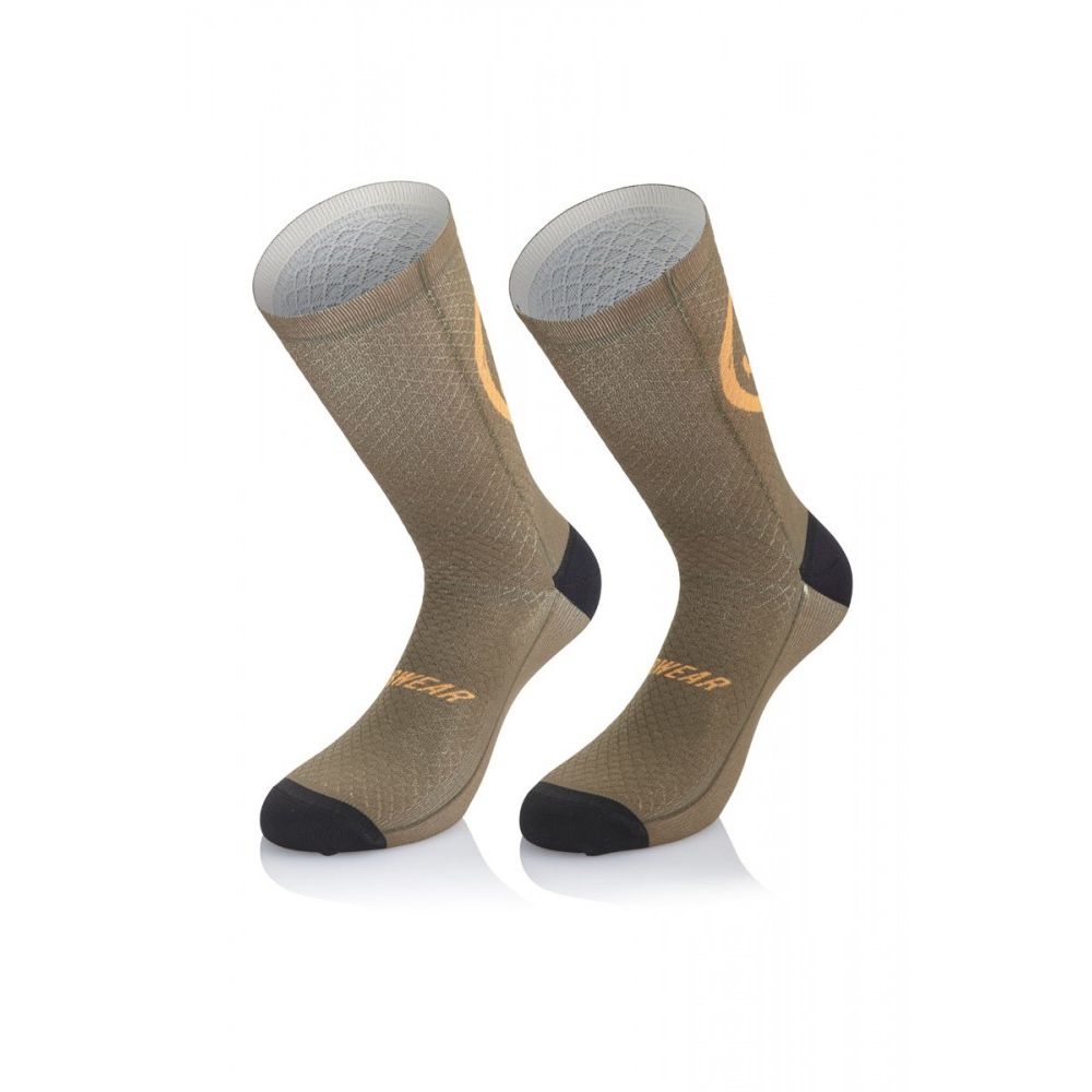 MB WEAR | Calcetines de Ciclismo SMILE EMOTIONS H20 verde-naranja