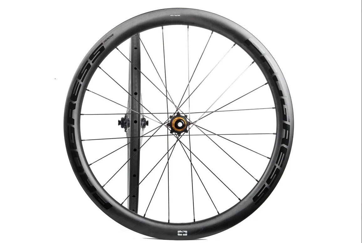 PROGRESS | Juego de Ruedas AERO 45 Disc