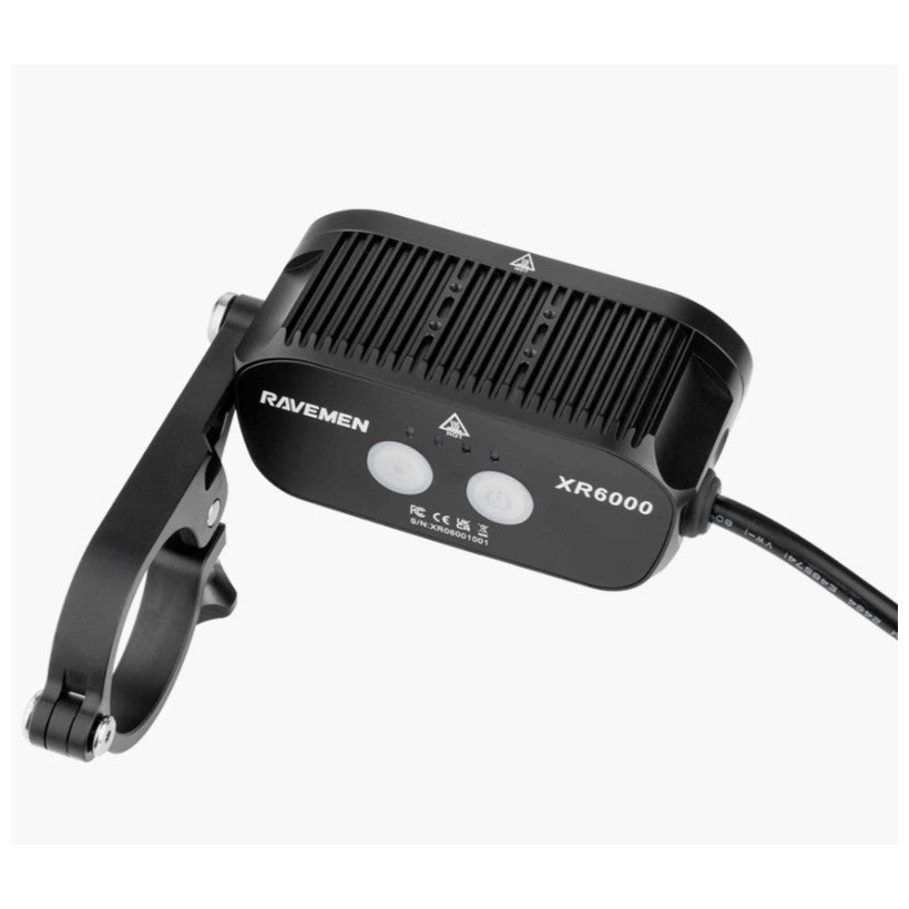 RAVEMEN | Luz delantera XR6000 6000 lúmenes